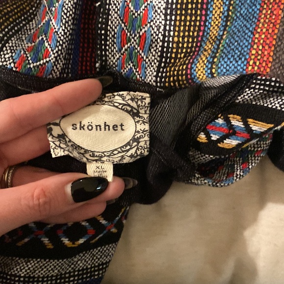 Black shirt hoodie with hood and pocket pattern Sz XL - Picture 4 of 4